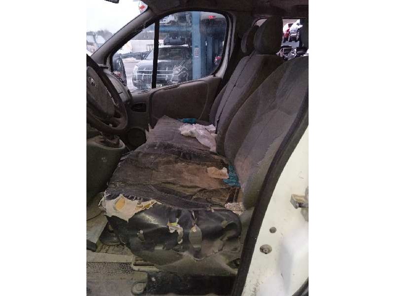 nissan primastar (x83) del año 2006