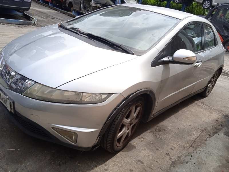 honda civic berlina 5 (fk) del año 2006