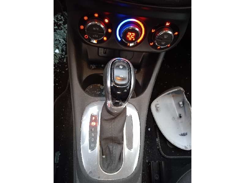 opel corsa e del año 2018