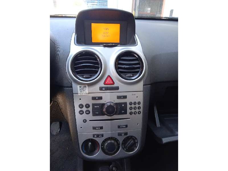 opel corsa d del año 2011