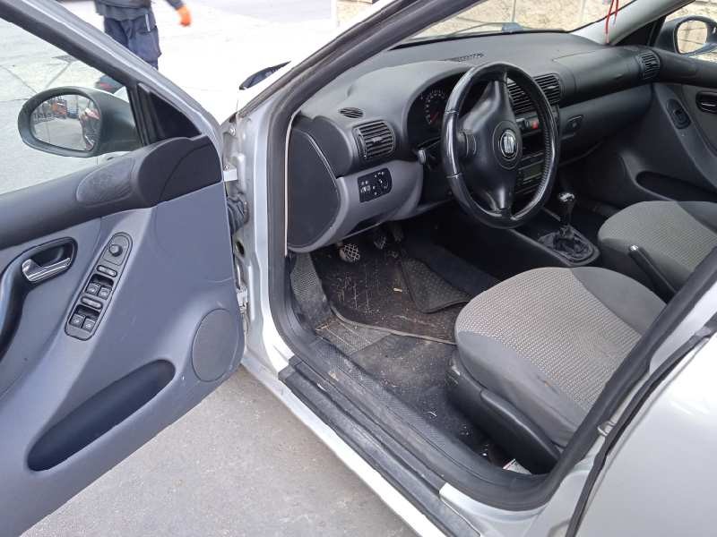 seat toledo (1m2) del año 2003