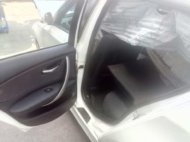 bmw serie 1 berlina (e81/e87) del año 2009