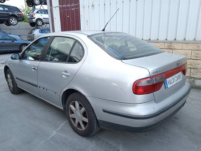 seat toledo (1m2) del año 2003