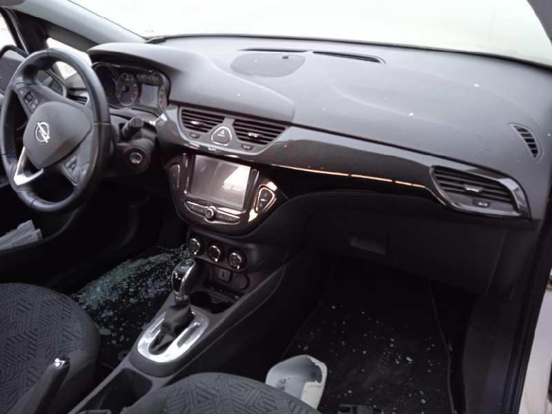 opel corsa e del año 2018