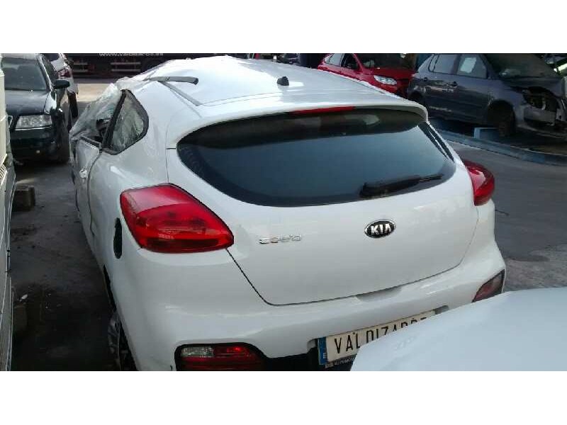 kia pro_cee´d ( ) del año 2013