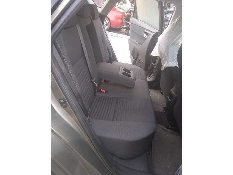 toyota auris del año 2017