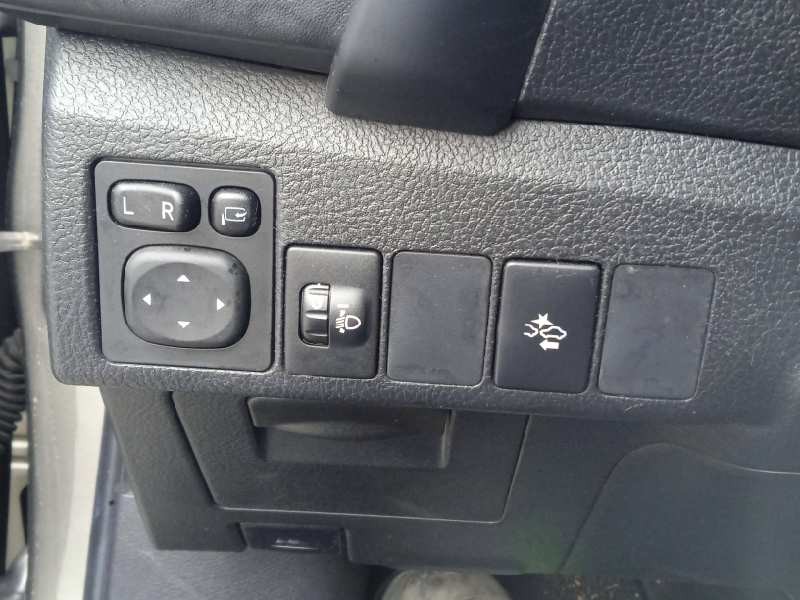 toyota auris del año 2017