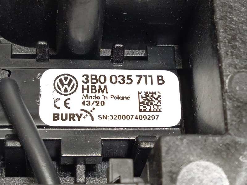 Recambio de luz interior para volkswagen t-roc advance referencia OEM IAM 5GM035624QJC  3B0035711B