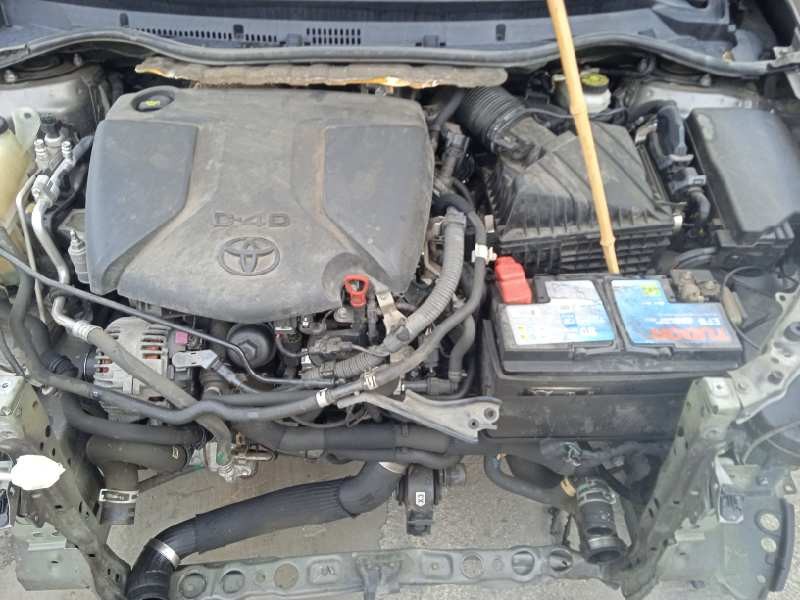 toyota auris del año 2017