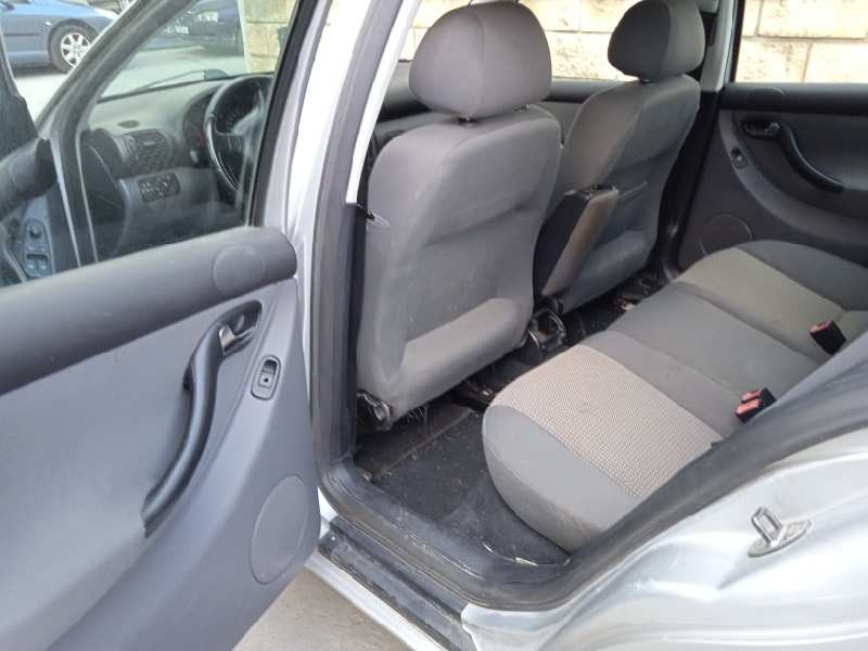 seat toledo (1m2) del año 2003