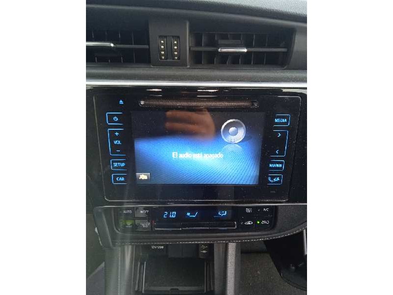 toyota auris del año 2017