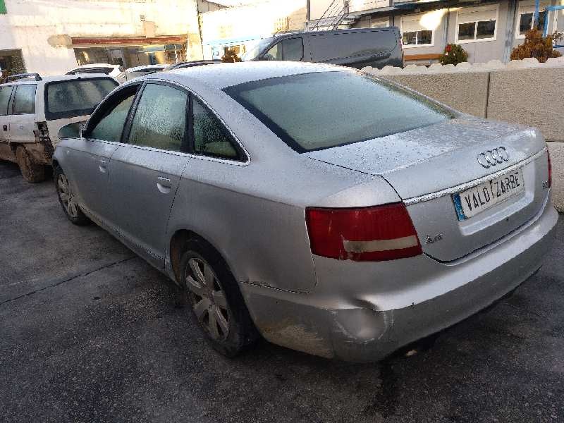 audi a6 berlina (4f2) del año 2004