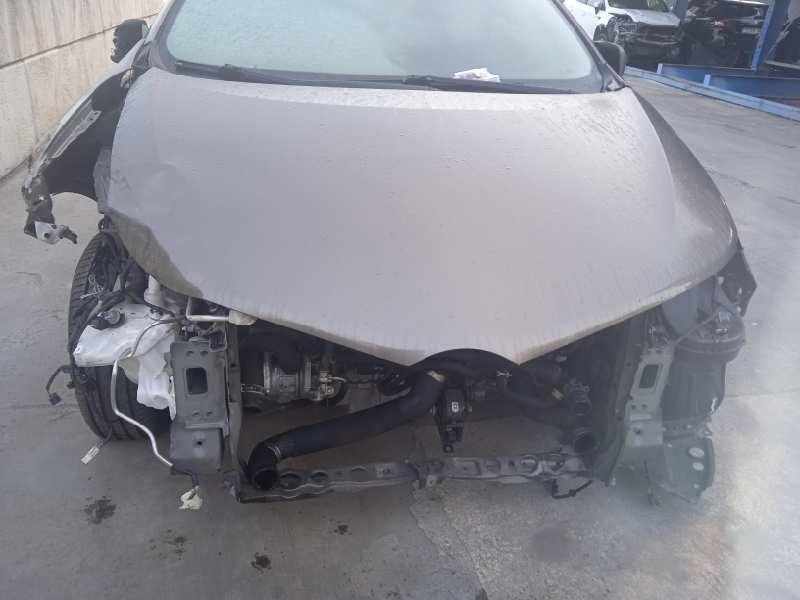 toyota auris del año 2017