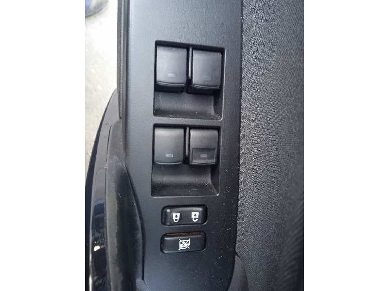 toyota auris del año 2017