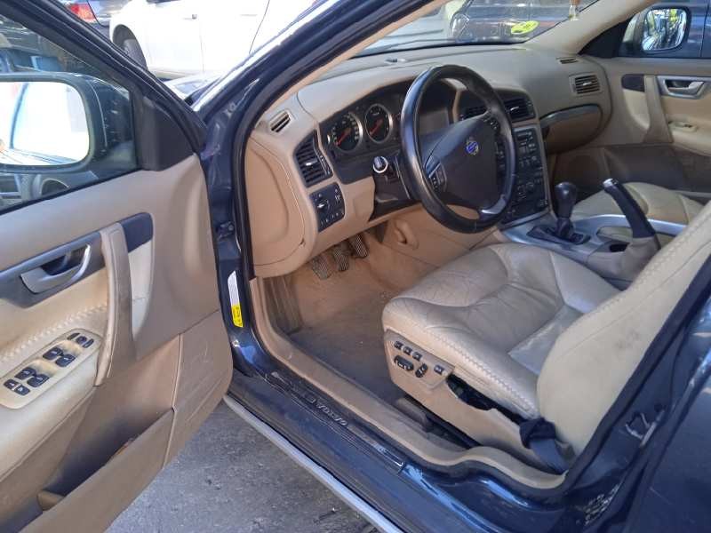 volvo xc70 del año 2006