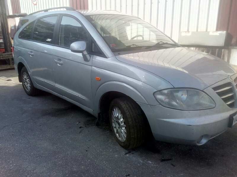 ssangyong rodius del año 2006