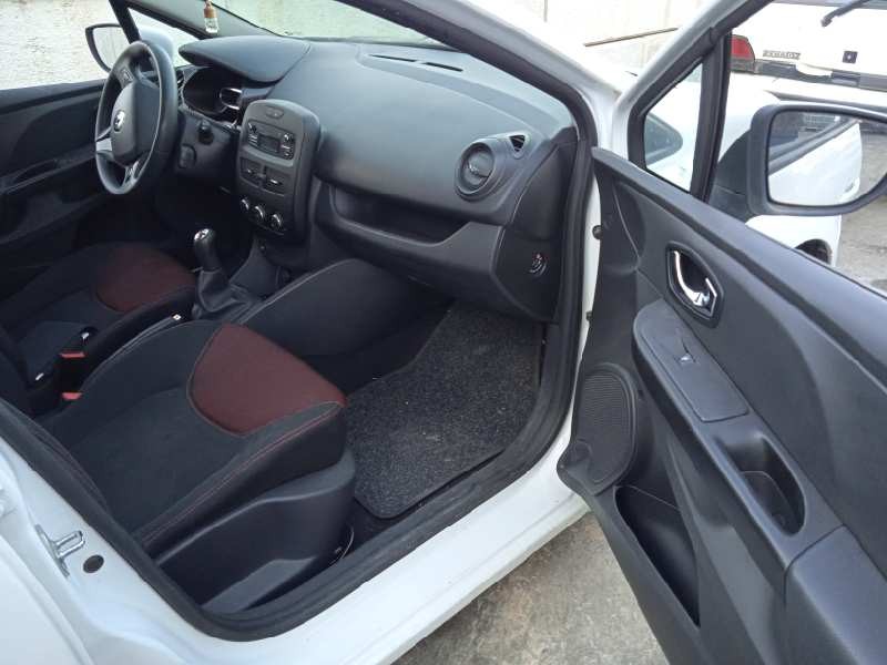 renault clio iv del año 2014