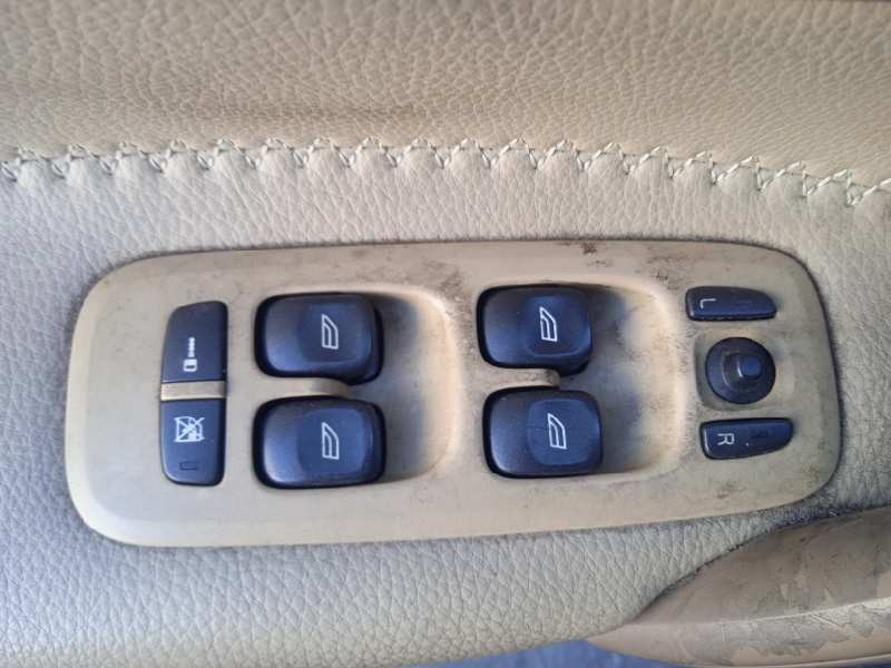 volvo xc70 del año 2006