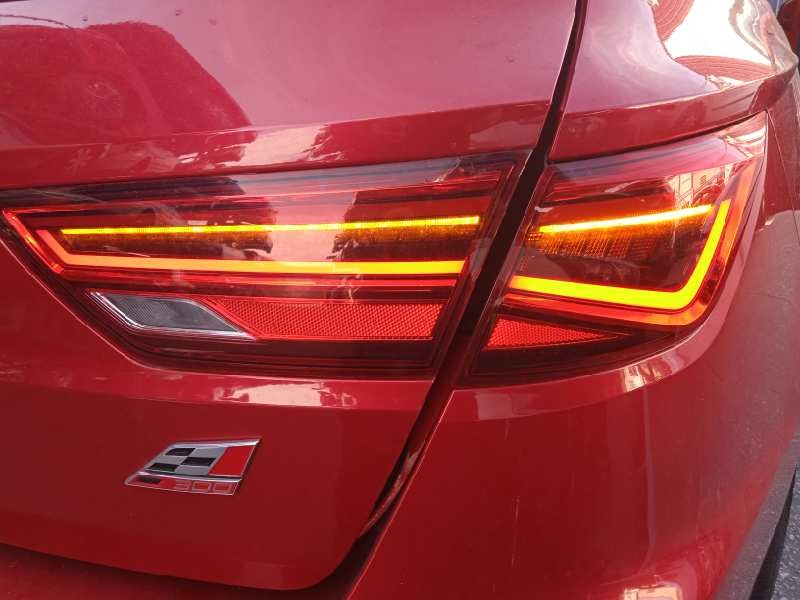 seat leon st (5f8) del año 2018