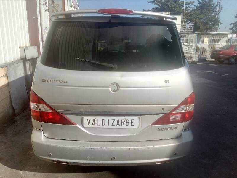 ssangyong rodius del año 2006