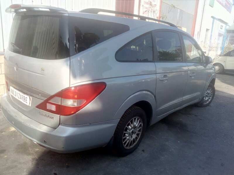 ssangyong rodius del año 2006