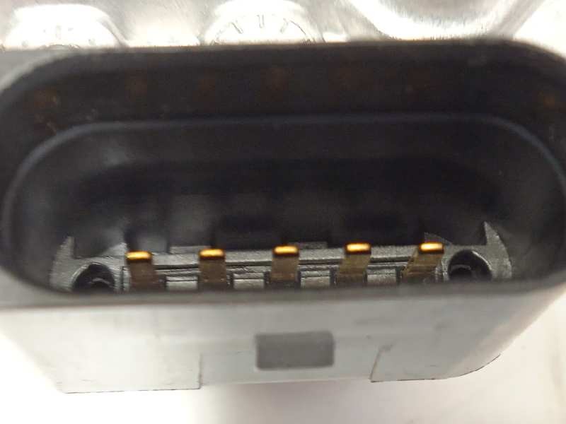 Recambio de valvula egr para volkswagen t-roc advance referencia OEM IAM 5Q0253691K  