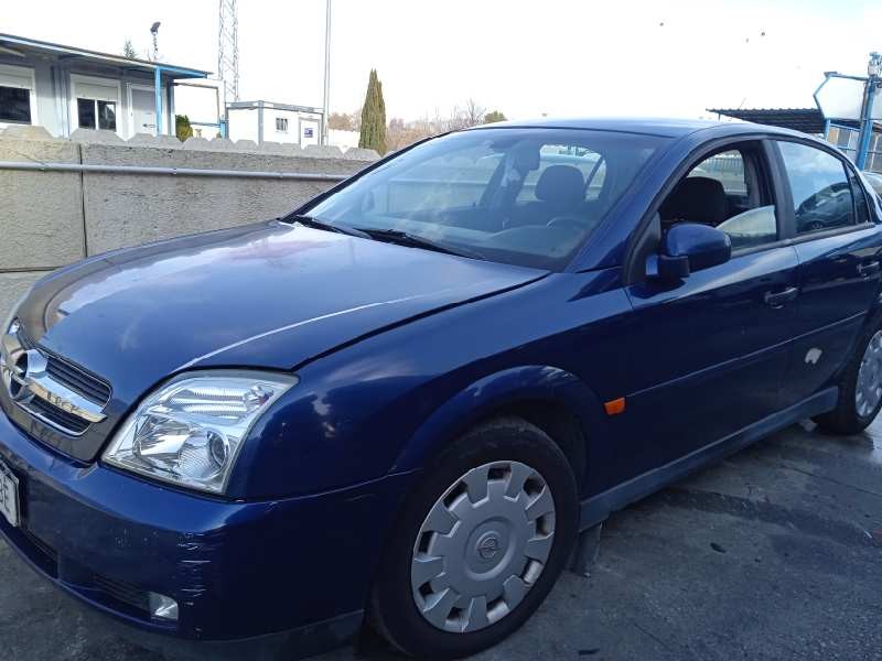 opel vectra c berlina del año 2003