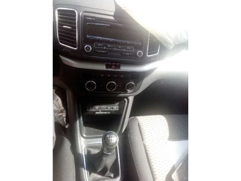 volkswagen sharan (7n2) del año 2015