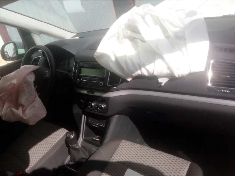 volkswagen sharan (7n2) del año 2015