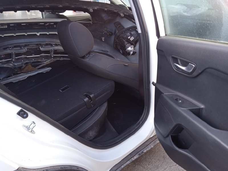 kia stonic (ybcuv) del año 2021