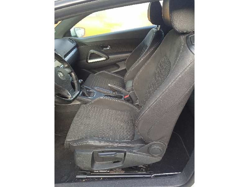 volkswagen scirocco (137) del año 2008