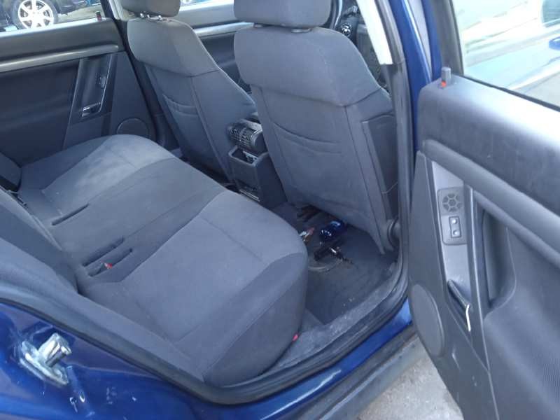 opel vectra c berlina del año 2003