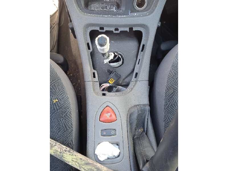 renault laguna ii (bg0) del año 2002