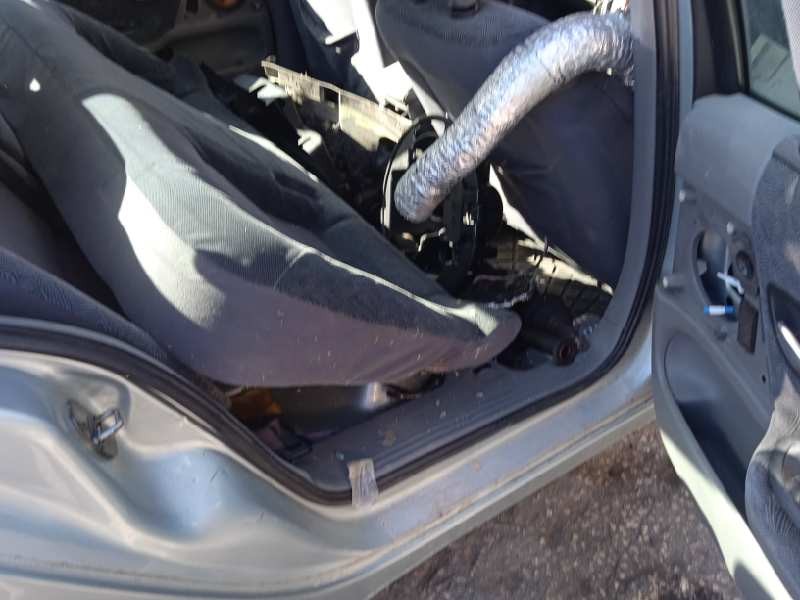 renault laguna ii (bg0) del año 2002