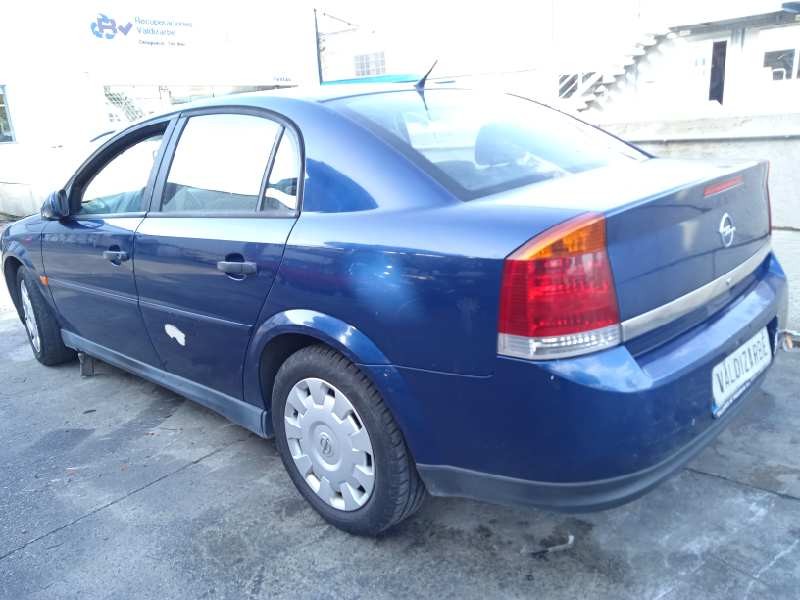 opel vectra c berlina del año 2003