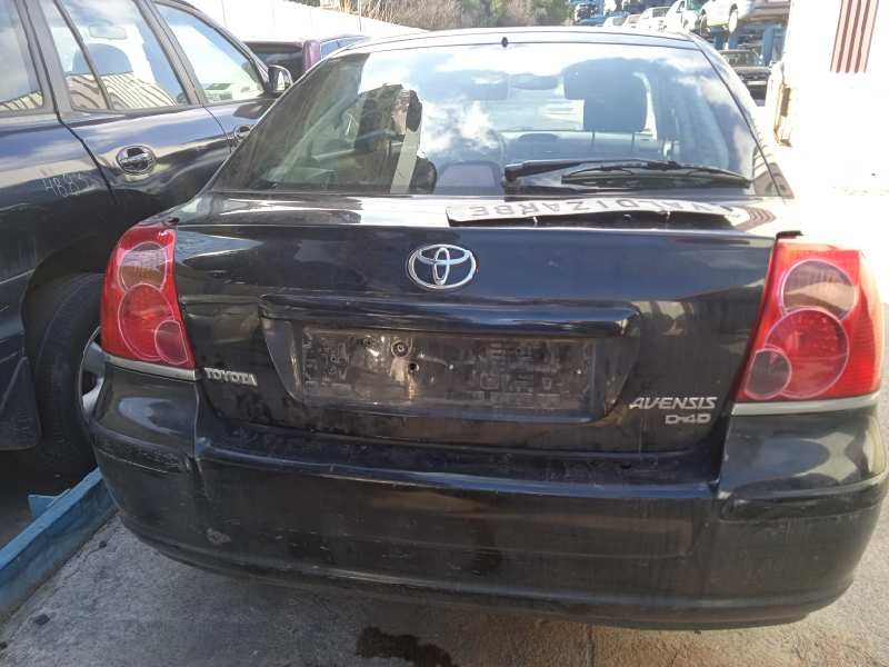 toyota avensis berlina (t25) del año 2006