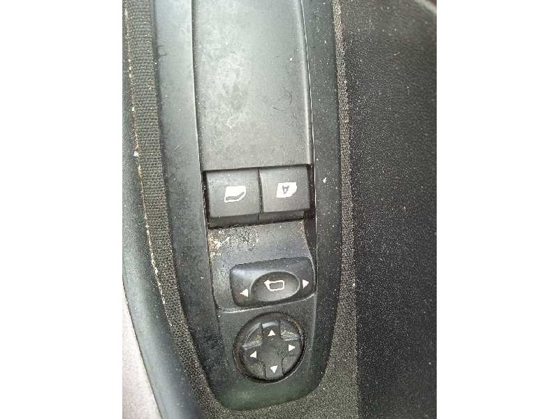 peugeot 2008 (--.2013) del año 2015