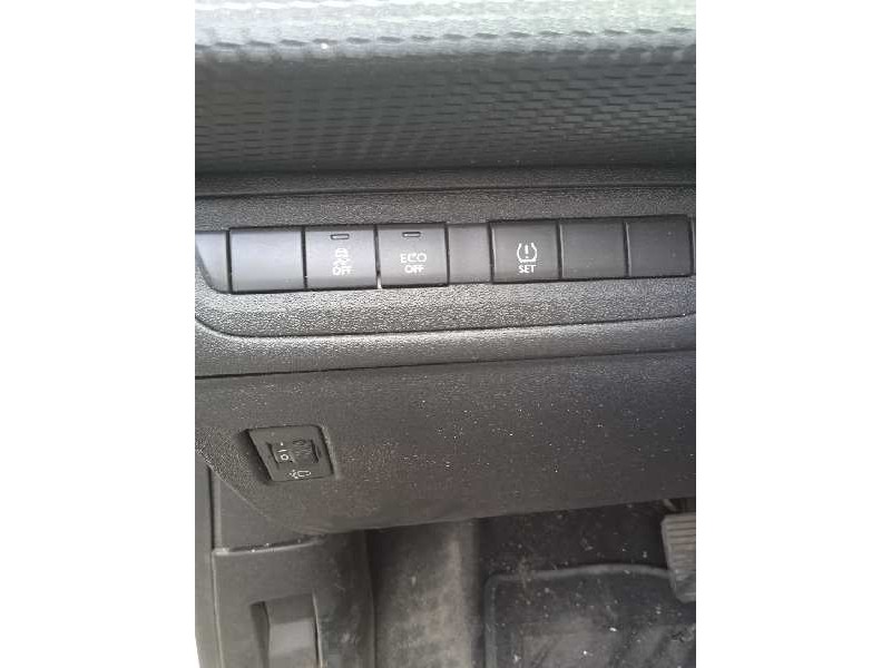 peugeot 2008 (--.2013) del año 2015