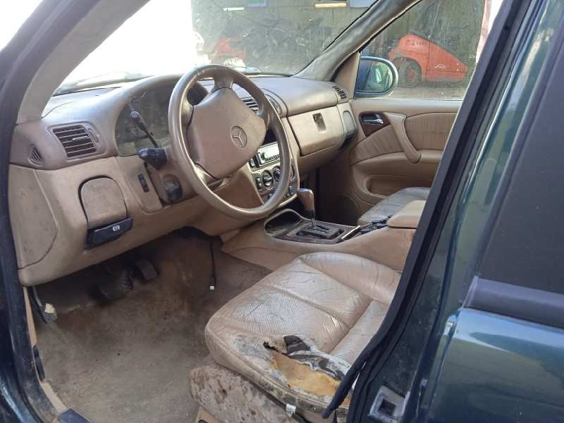 mercedes-benz clase m (w163) del año 2000