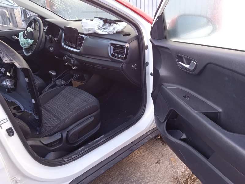 kia stonic (ybcuv) del año 2021