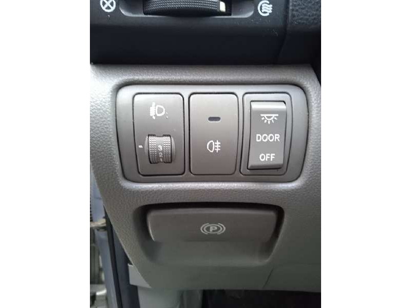 kia carnival del año 2010