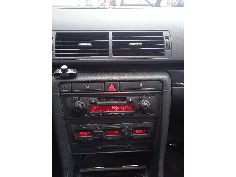 audi a4 berlina (8e) del año 2003