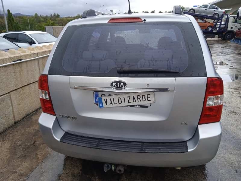 kia carnival del año 2010