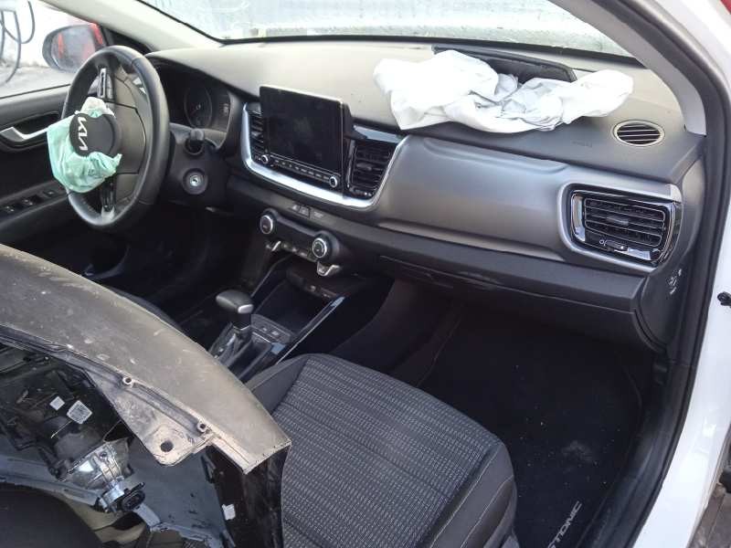 kia stonic (ybcuv) del año 2021