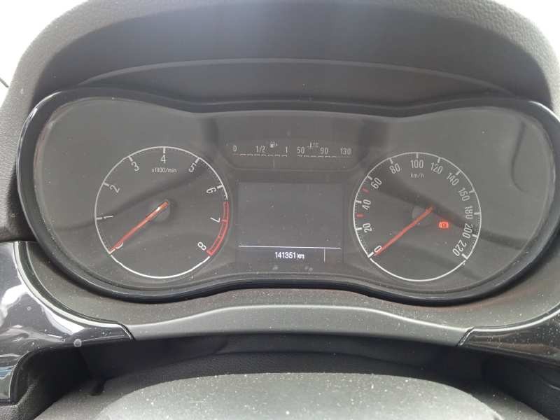 opel corsa e del año 2017