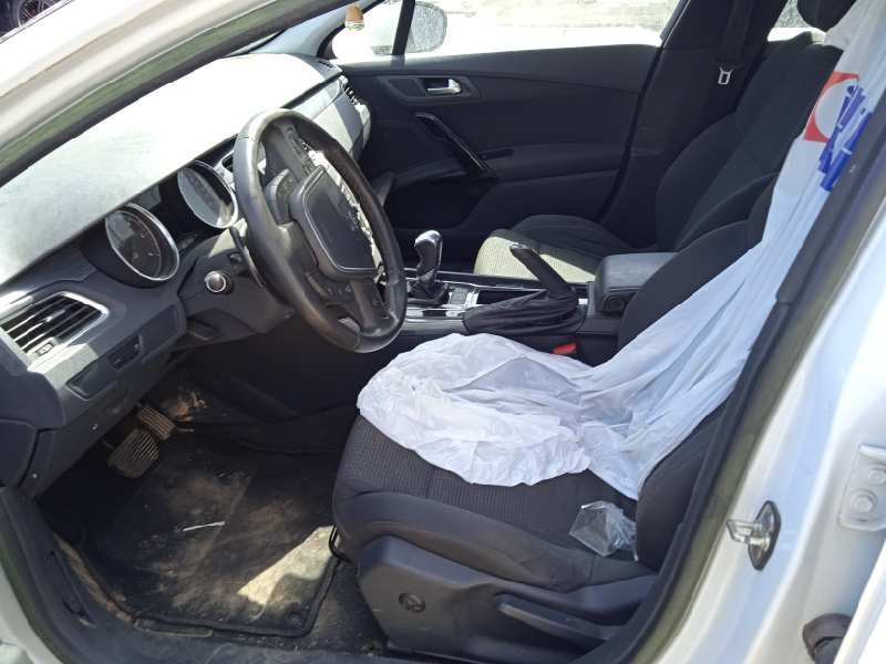 peugeot 508 del año 2012