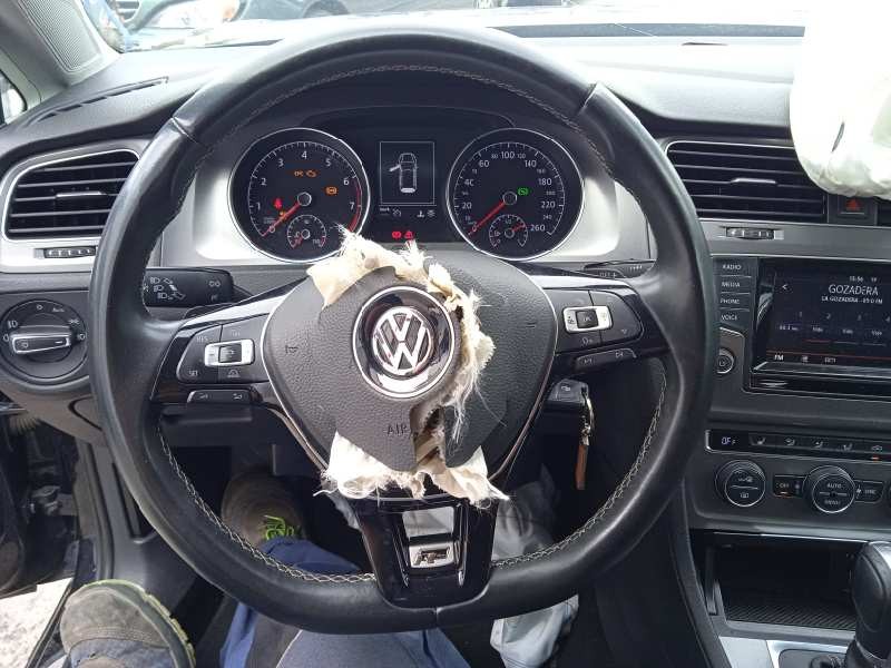 volkswagen golf vii lim. del año 2015
