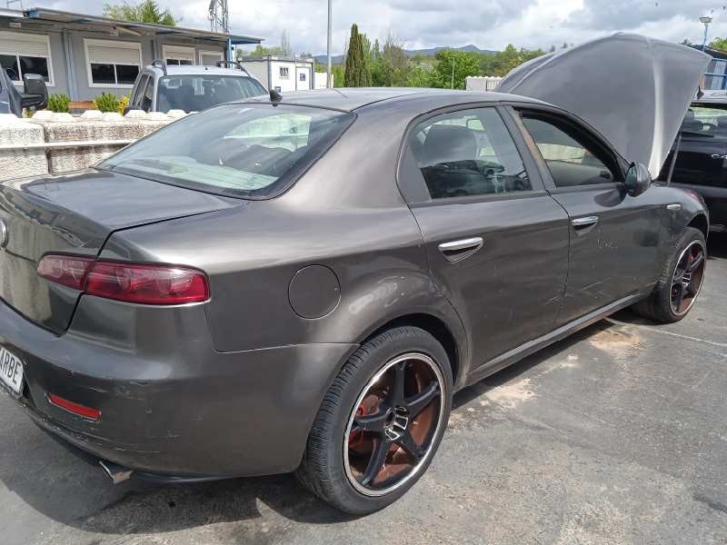 alfa romeo 159 (140) del año 2006