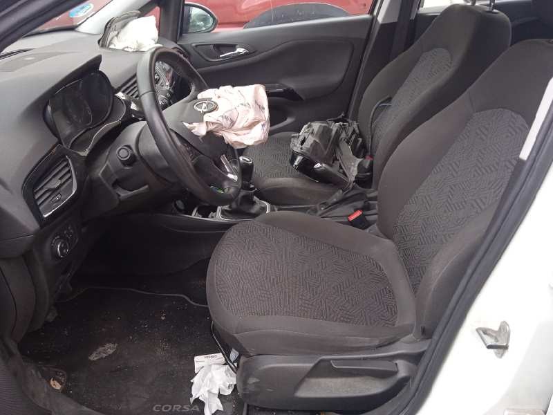 opel corsa e del año 2017