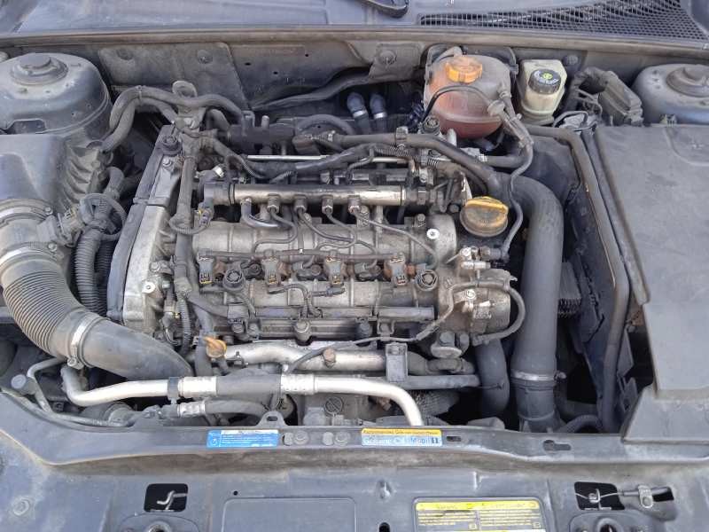 saab 9-3 berlina del año 2006